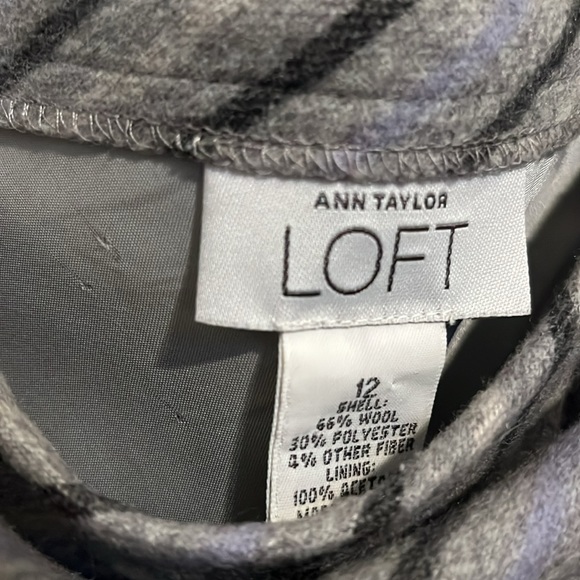 Loft Grey lined wool skirt - Picture 3 of 4